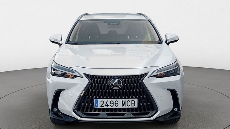 Lexus NX • 2022 • 4,056 km 14