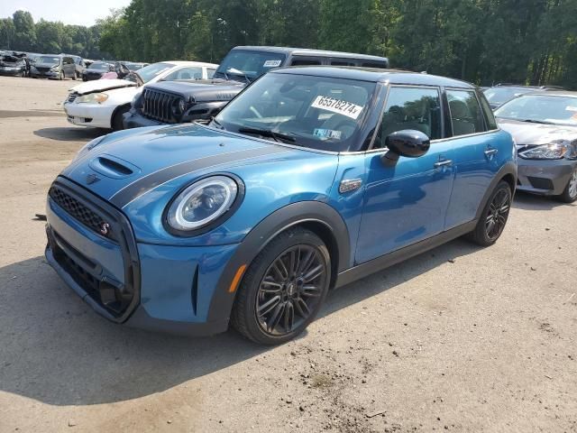 MINI Cooper S • 2023 • 10,000 mi 3