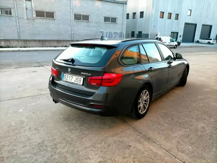 BMW 3 Series • 2016 • 99,000 km 3