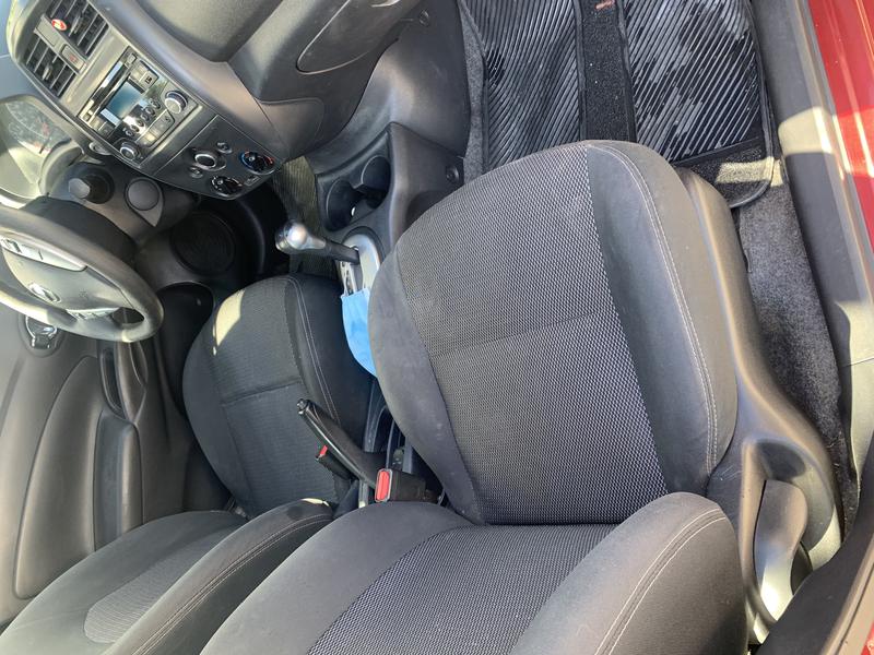 Nissan Versa sense • 2016 • 125,000 km 6