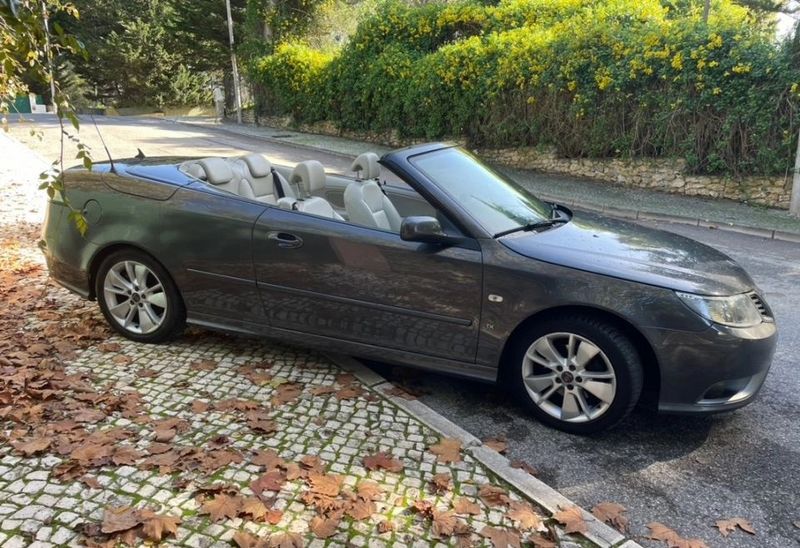 Saab 9-3 • 2010 • 163,000 km 9