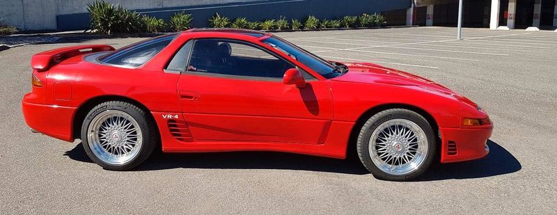 Mitsubishi 3000 GT • 1992 • 118,000 km 2