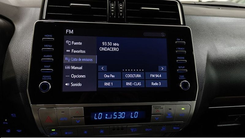 Toyota Land Cruiser • 2020 • 25,997 km 31