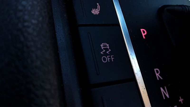 Volkswagen Amarok • 2018 • 40,758 km 8