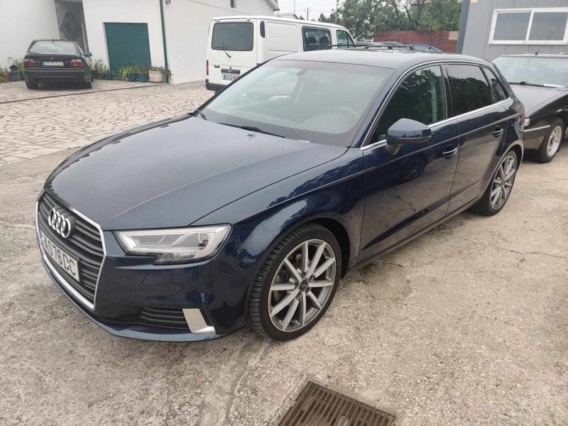 Audi A3 • 2017 • 151,000 km 1