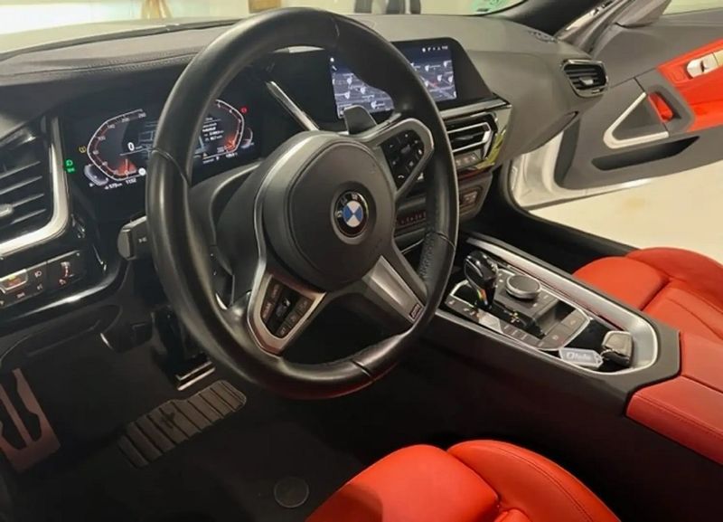 BMW Z4 • 2019 • 49,000 km 10