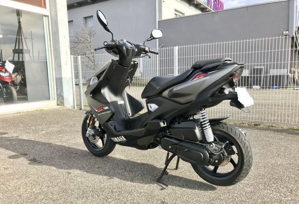 Yamaha morphous • 2017 • 4,500 km 3