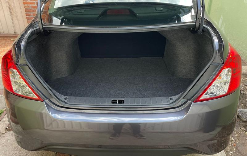 Nissan Versa • 2019 • 19,000 km 9