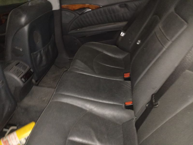 Mercedes-Benz E • 2003 • 180 km 8