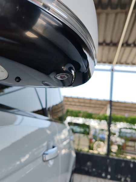 Land Rover Range Rover • 2013 • 103,700 km 5