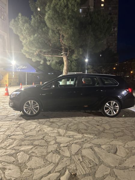 Opel Astra • 2013 • 200,000 km 10