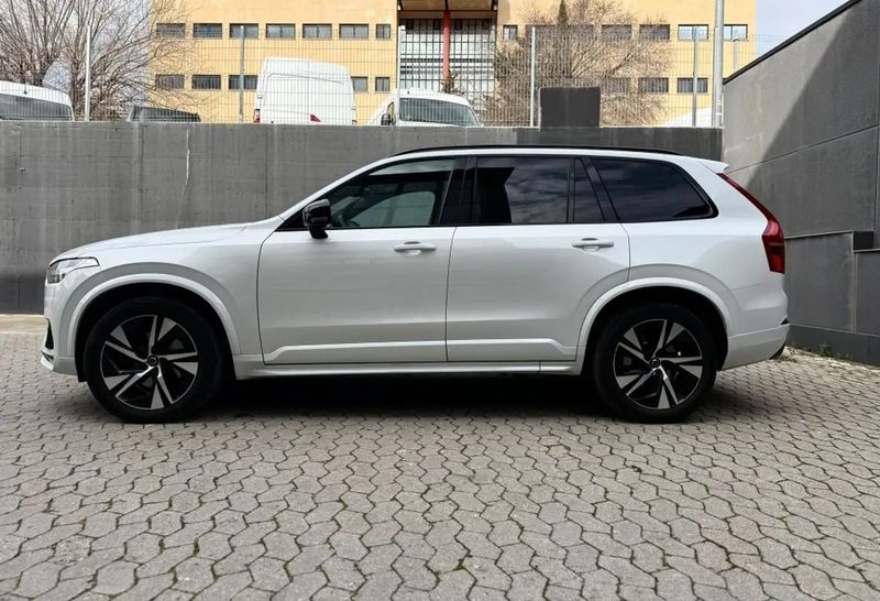 Volvo XC • 2021 • 82,000 km 15