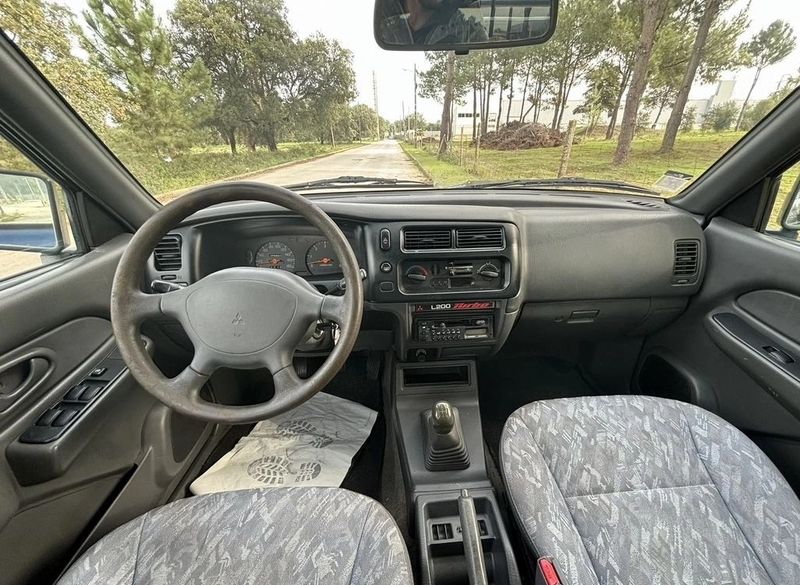 Mitsubishi L200 • 1999 • 275,000 km 4