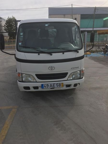 Toyota Dyna • 1999 • 119,000 km 1