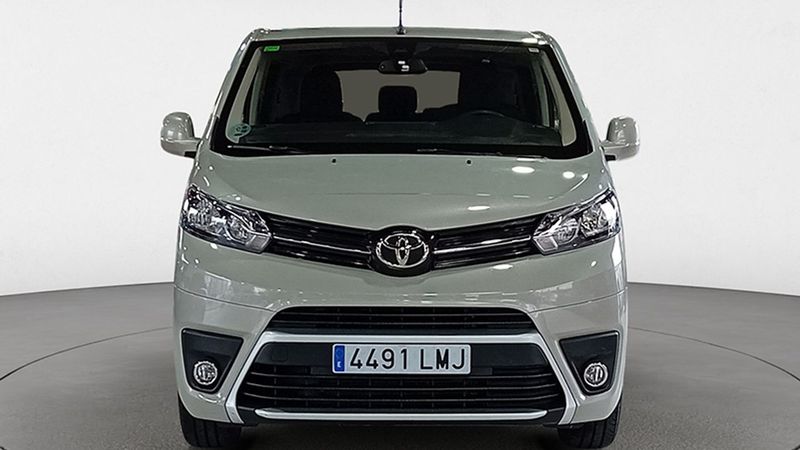 Toyota Verso • 2021 • 101,823 km 12