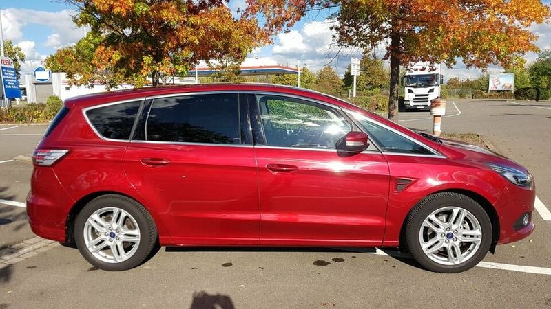 Ford S-Max • 2017 • 83,000 km 5