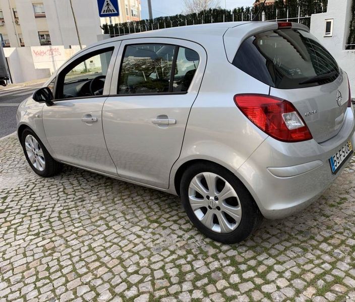 Opel Corsa • 2008 • 150,000 km 2