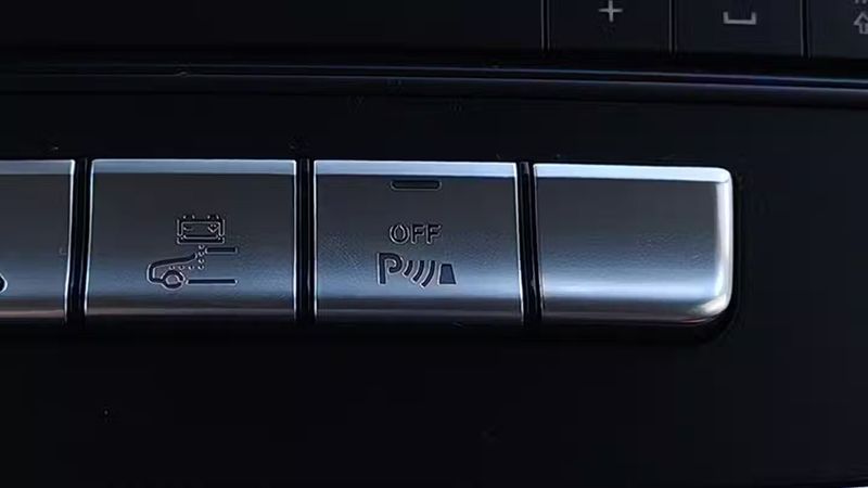 Mercedes-Benz GLE • 2018 • 155,812 km 15