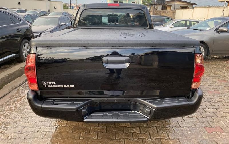 Toyota Tacoma • 2016 • 50,000 km 3