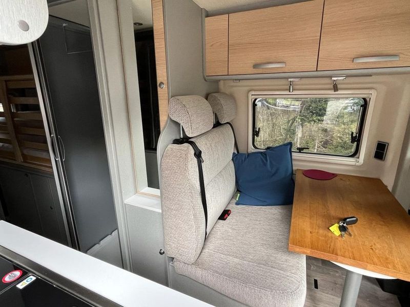 Fiat Ducato Van • 2021 • 19,250 km 11