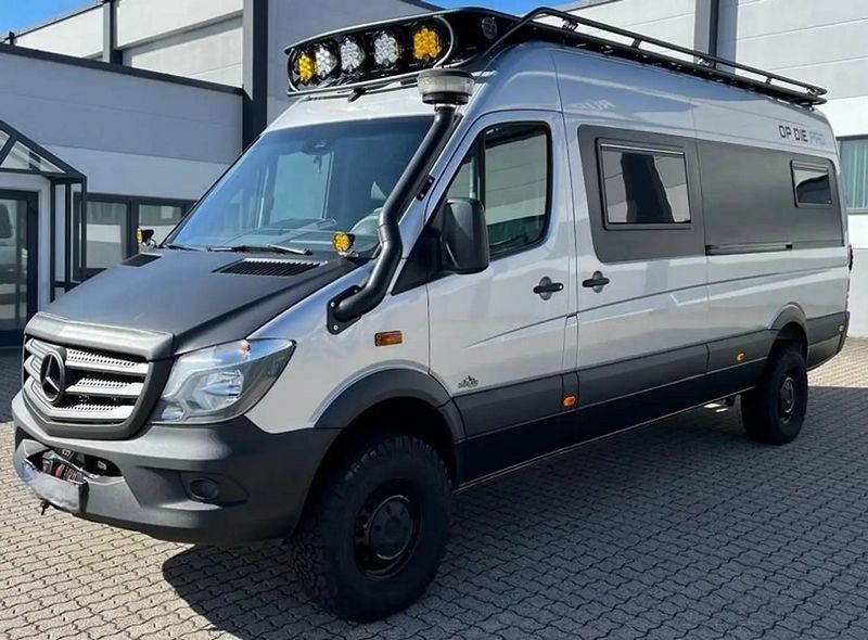 Mercedes-Benz Sprinter • 2019 • 89,900 km 12