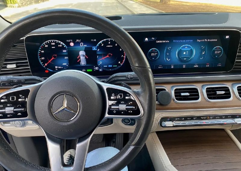 Mercedes-Benz GLE-Class • 2020 • 85,000 km 5