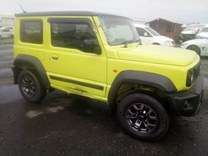 Suzuki Jimny • 2022 • 12,545 km 7