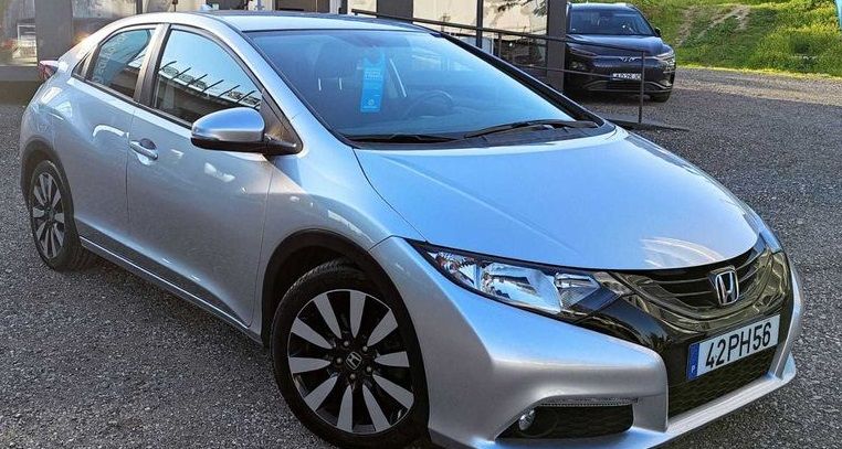 Honda Civic • 2014 • 141,116 km 1
