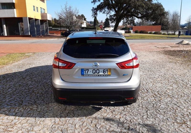 Nissan Qashqai • 2015 • 90,000 km 4