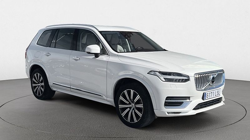 Volvo XC90 • 2021 • 48,935 km 4