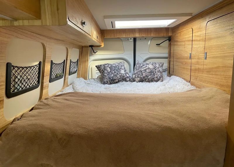 Mercedes-Benz Sprinter • 2019 • 156,000 km 14