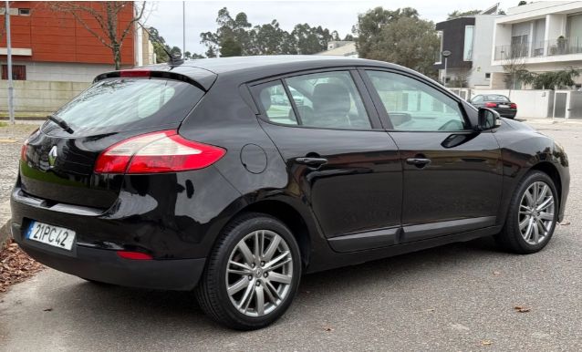 Renault Mégane • 2012 • 264,000 km 2