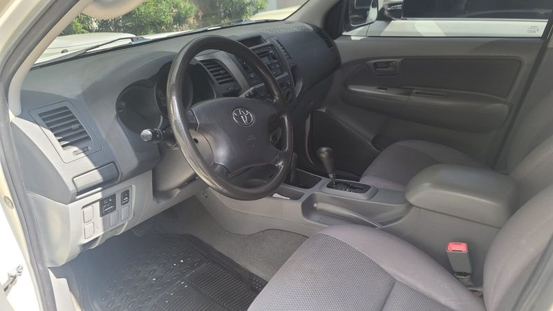 Toyota Hilux • 2008 • 0 km 10