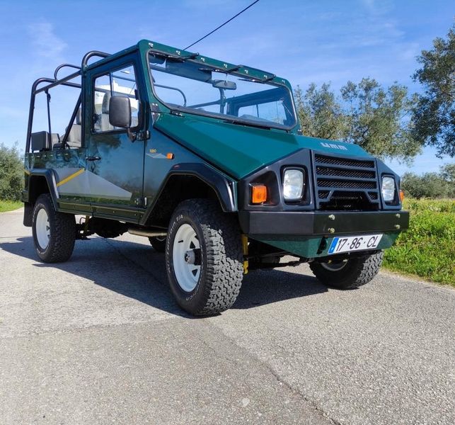 Sinotruk Hohan Chasis 6x4 • 1993 • 180,000 km 1