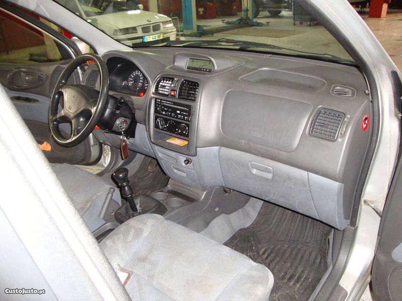 Mitsubishi Space Star • 2000 • 250,000 km 3