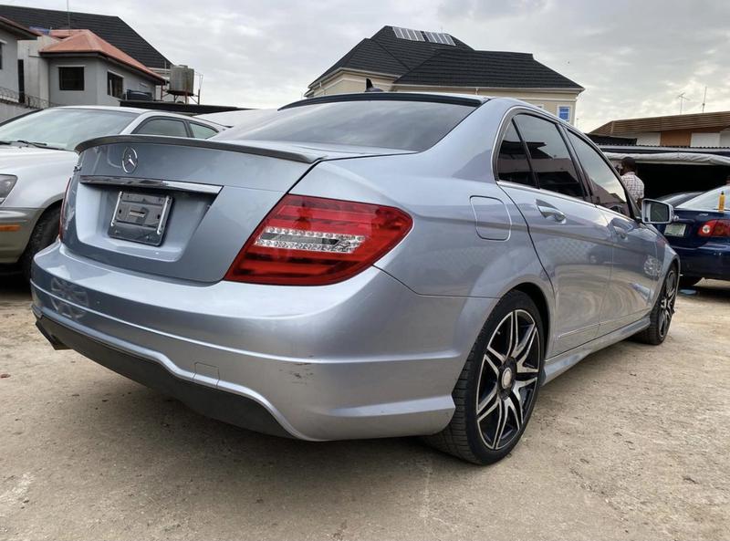 Mercedes-Benz C • 2013 • 100 km 6