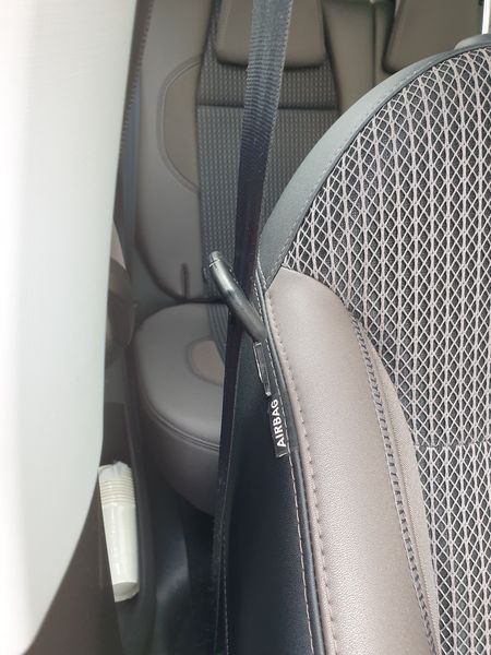 Peugeot 2008 • 2014 • 63,600 km 7