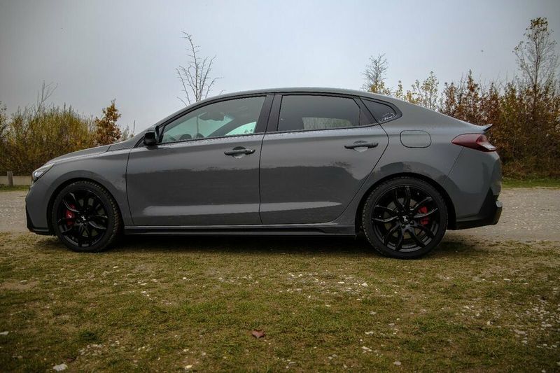 Hyundai i30 • 2019 • 66,800 km 6