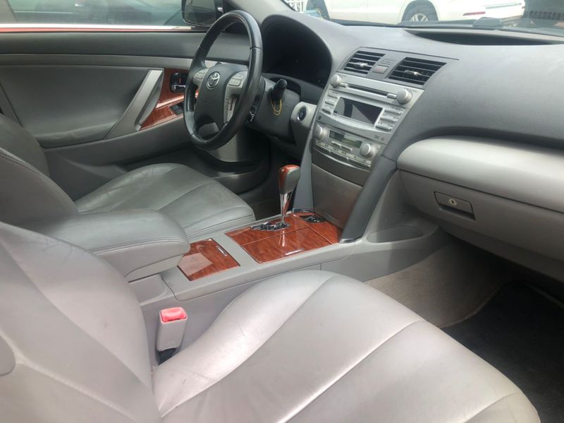 Toyota Camry • 2017 • 50,000 km 2