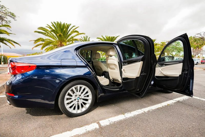 BMW 520D • 2017 • 115,000 km 6