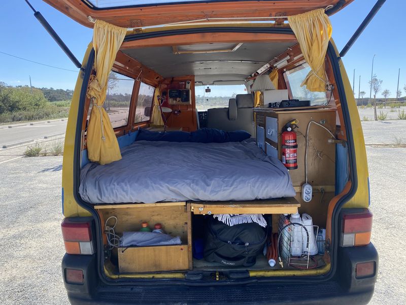 Volkswagen T4 • 1996 • 376,000 km 1