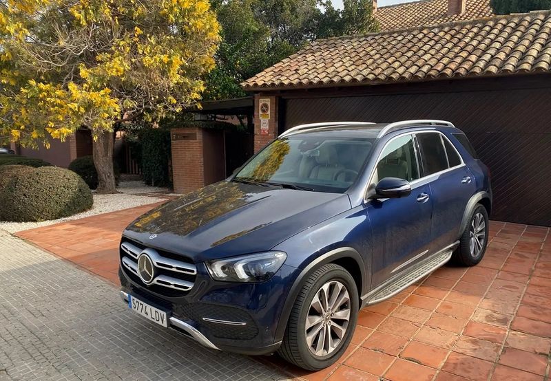 Mercedes-Benz GLE-Class • 2020 • 85,000 km 1