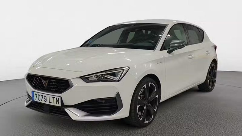 Seat Leon • 2021 • 26,143 km 5