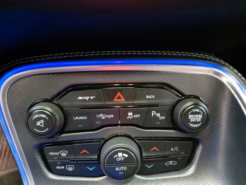 Dodge Challenger • 2015 • 66,700 km 21