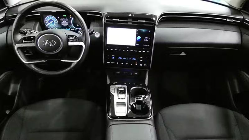 Hyundai Tucson • 2021 • 44,111 km 7