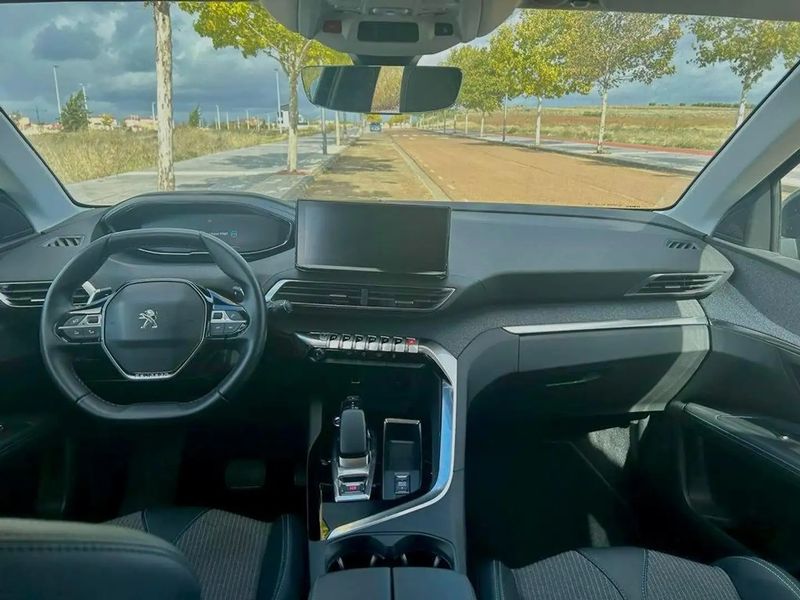 Peugeot 3008 • 2021 • 24,886 km 9