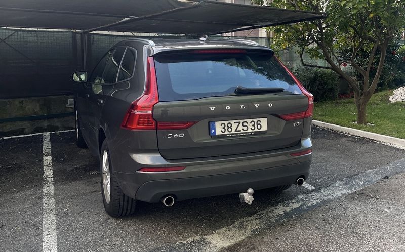 Volvo XC60 • 2020 • 111,000 km 2