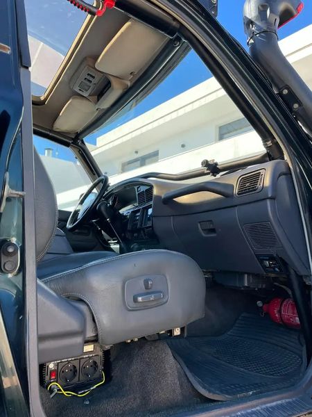 Toyota Land Cruiser • 1993 • 160,000 km 6