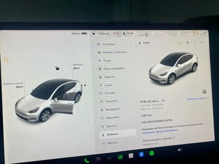 Tesla Model Y • 2022 • 10,700 km 6