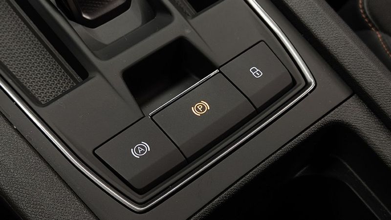 Seat Leon • 2022 • 6,461 km 13